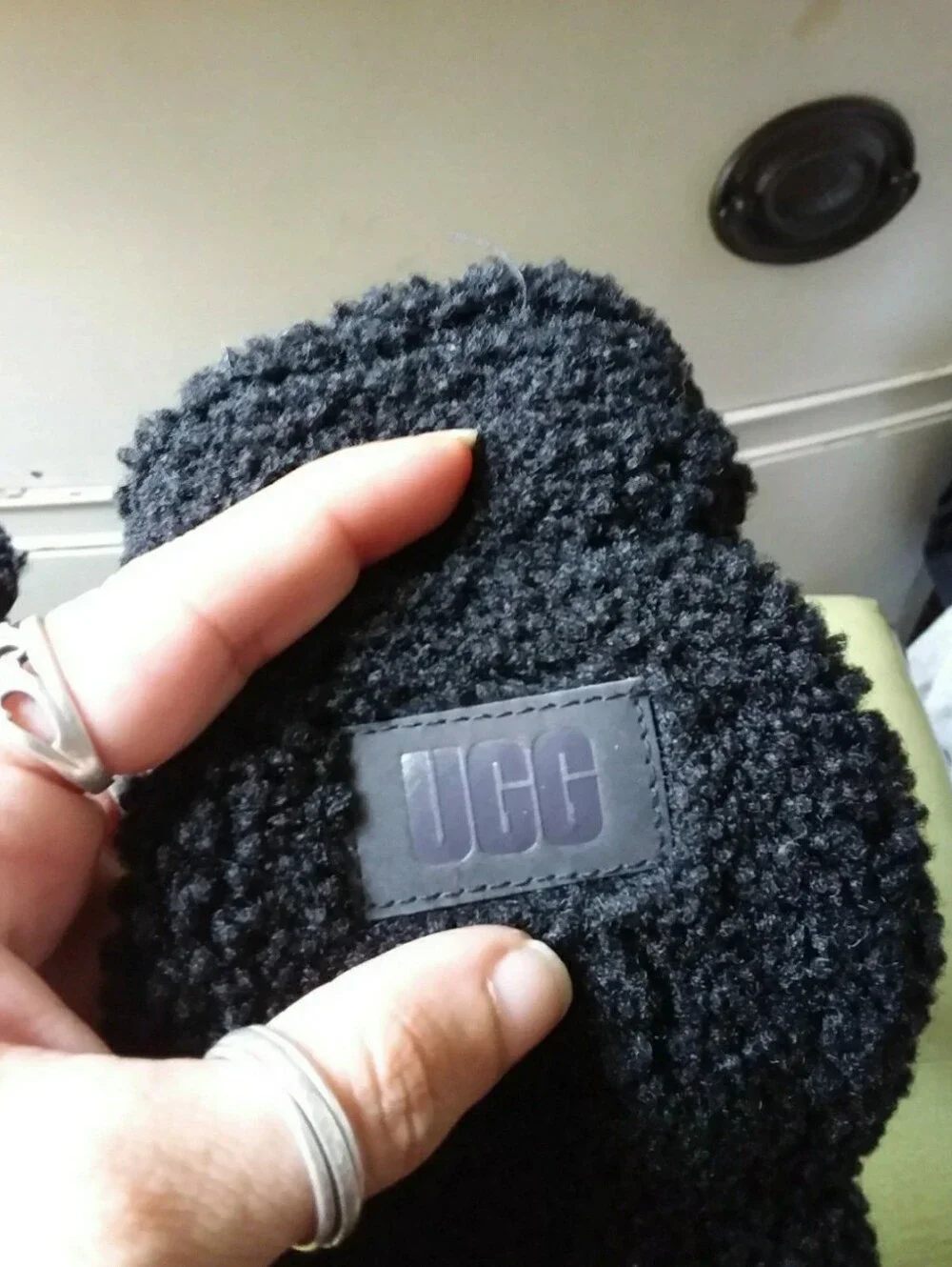 Ugg flip mittens
